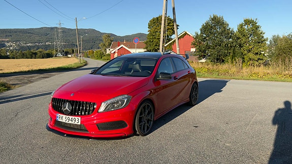 Mercedes-Benz A250 11 of 20