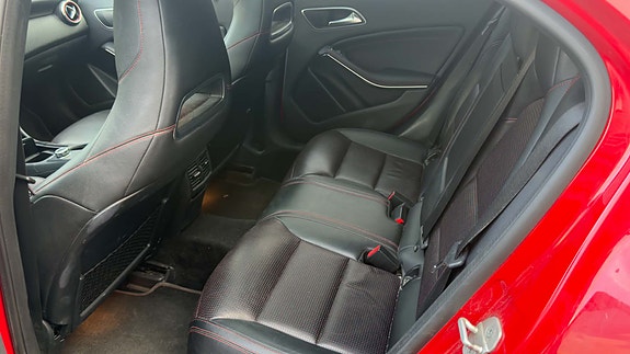 Mercedes-Benz A250 17 of 20