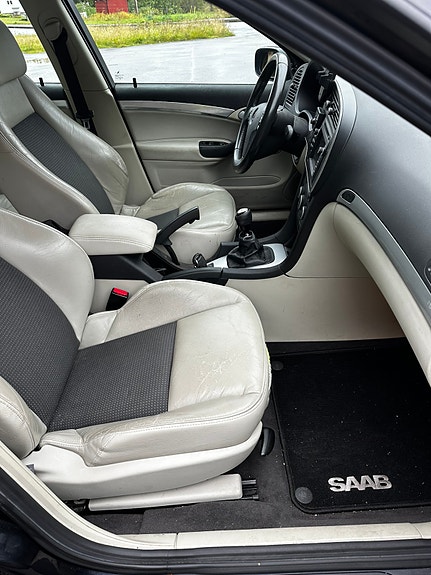 Saab 9-3 28 of 30