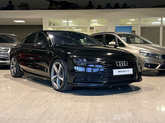 Audi A7 2 of 30