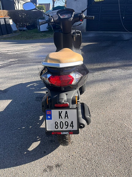 Peugeot Kisbee 4 of 17