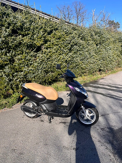 Peugeot Kisbee 7 of 17