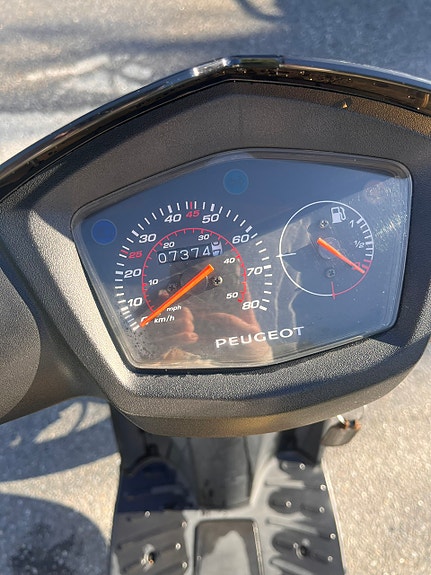 Peugeot Kisbee 3 of 17