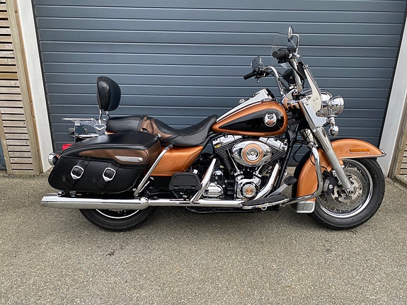 Til salgs: Harley-Davidson FLHRC Road King Classic - 2008
