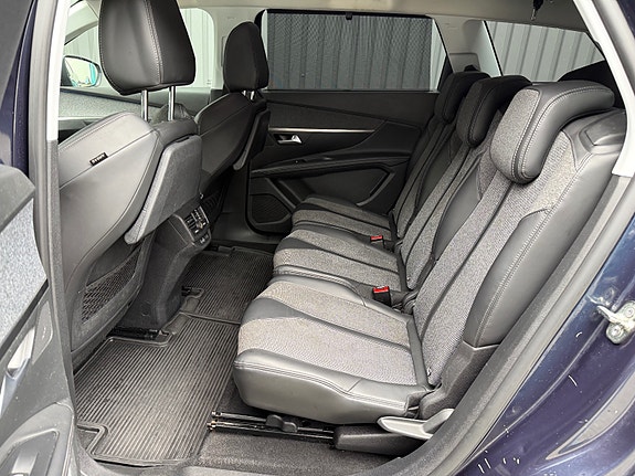Peugeot 5008 13 of 30