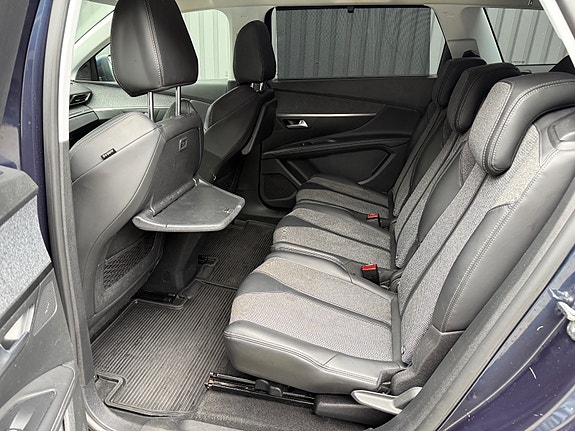 Peugeot 5008 14 of 30