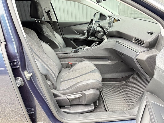 Peugeot 5008 20 of 30