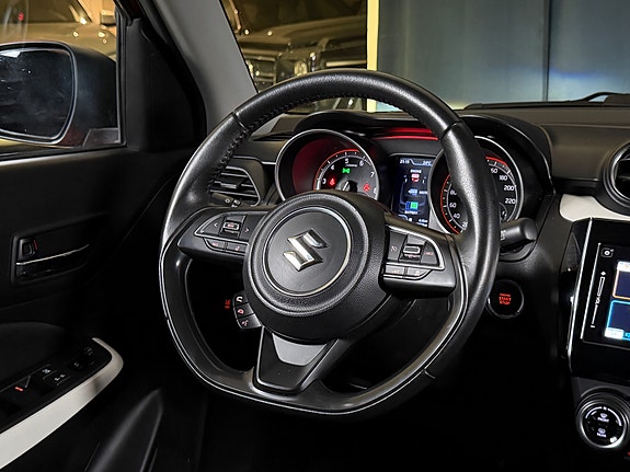 Suzuki Swift 20 of 30