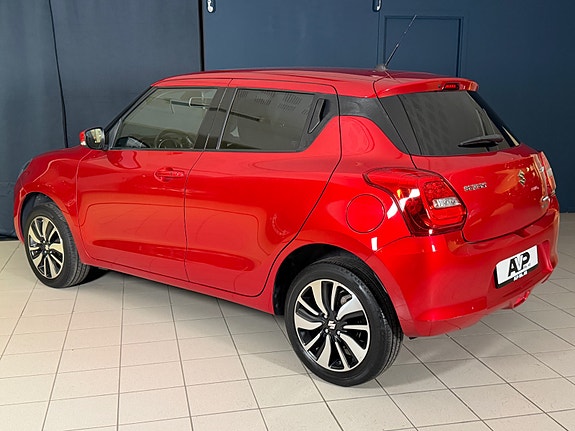 Suzuki Swift 11 of 30