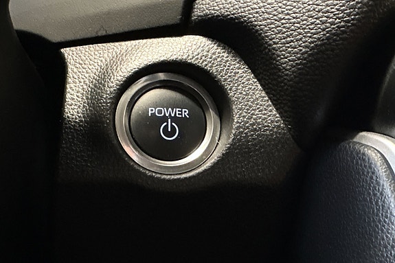 Toyota RAV4 24 of 28