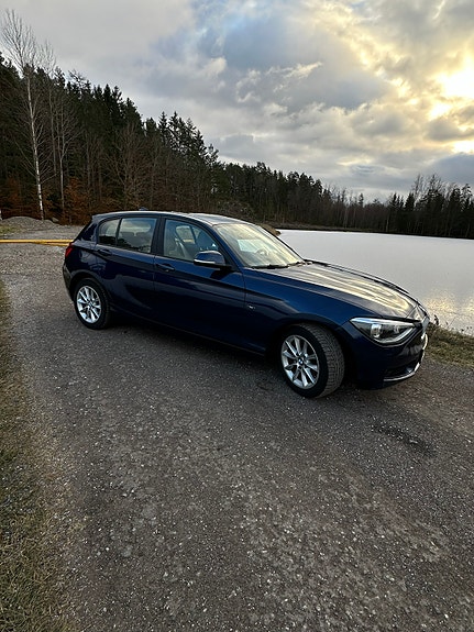 BMW 116i 7 of 12