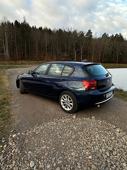 BMW 116i 4 of 12
