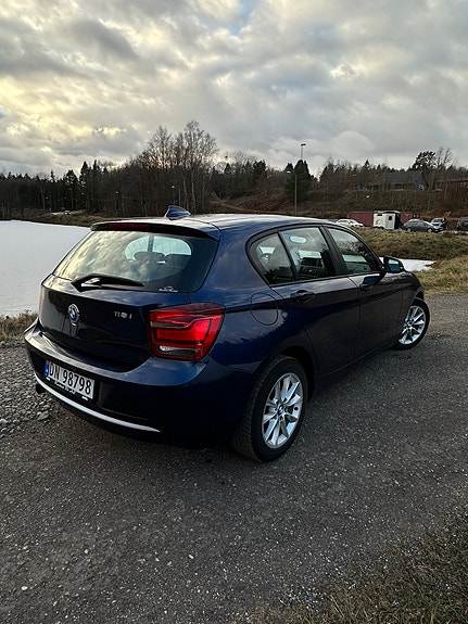 BMW 116i 6 of 12