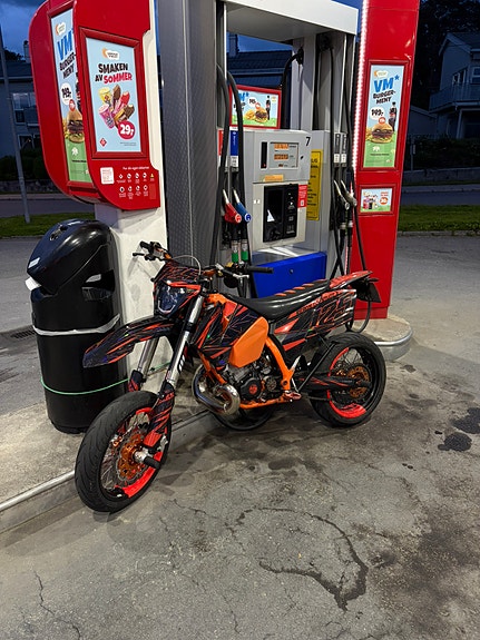 KTM 125 EXC 25 of 27