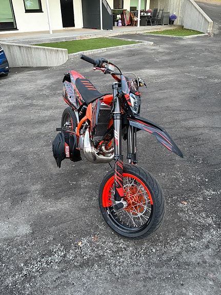 KTM 125 EXC 19 of 27