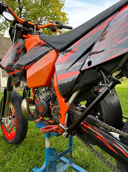 KTM 125 EXC 12 of 27