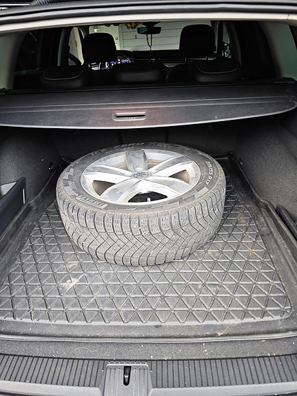 Volkswagen Passat 13 of 18