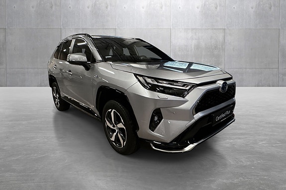 Toyota RAV4 7 of 20