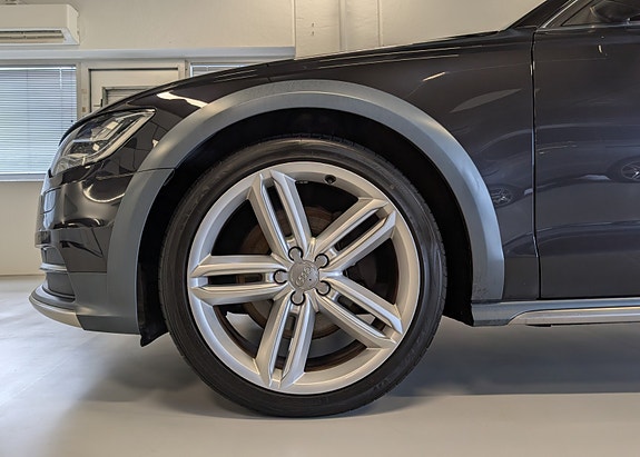 Audi A6 allroad 5 of 30
