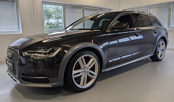 Audi A6 allroad 2 of 30