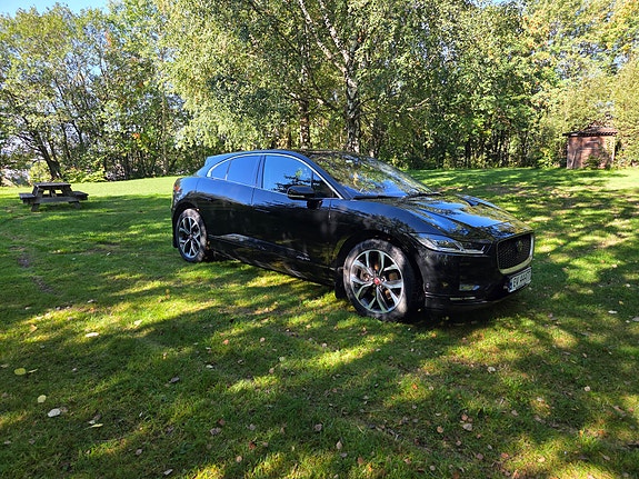Jaguar I-PACE 6 of 30
