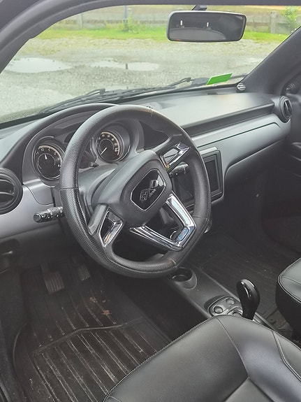 Ligier JS50 7 of 8