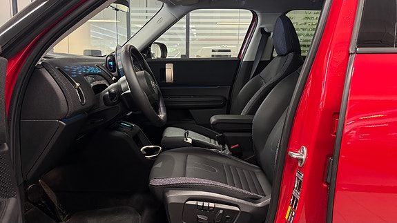 MINI Countryman SE 19 of 30