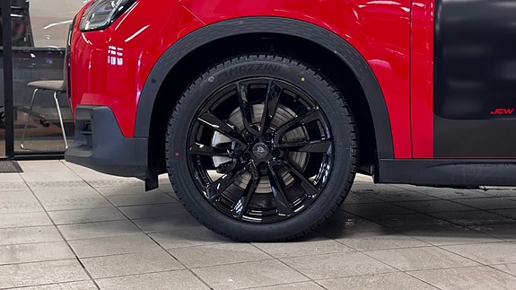 MINI Countryman SE 4 of 30
