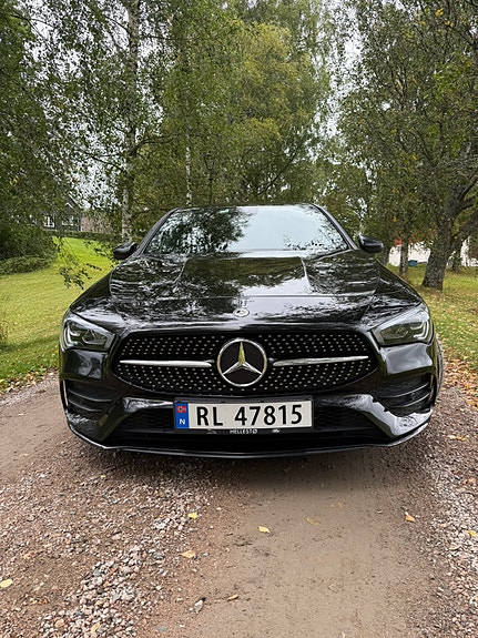 Mercedes-Benz CLA180 8 of 30