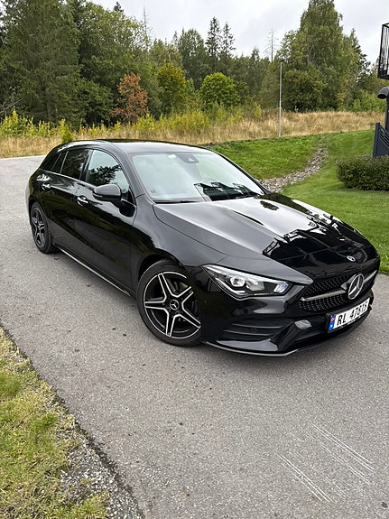 Mercedes-Benz CLA180 11 of 30