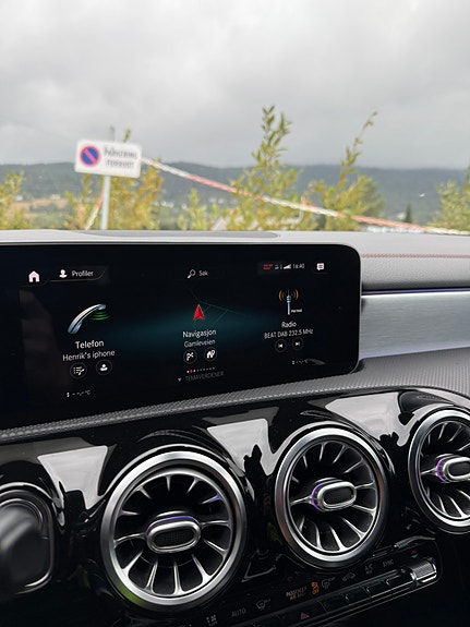 Mercedes-Benz CLA180 28 of 30