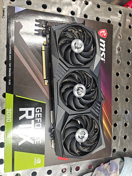 MSI GeForce RTX 3090 Gaming Trio skjermkort