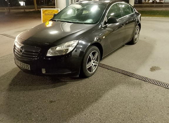 Opel Insignia 10 of 11