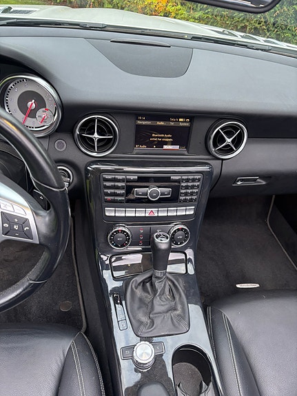 Mercedes-Benz SLK200 21 of 30