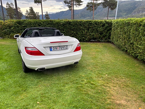Mercedes-Benz SLK200 11 of 30