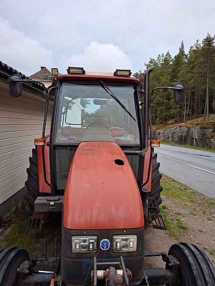 New Holland L 95 2wd 6 of 26