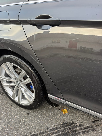Volkswagen Passat 6 of 14