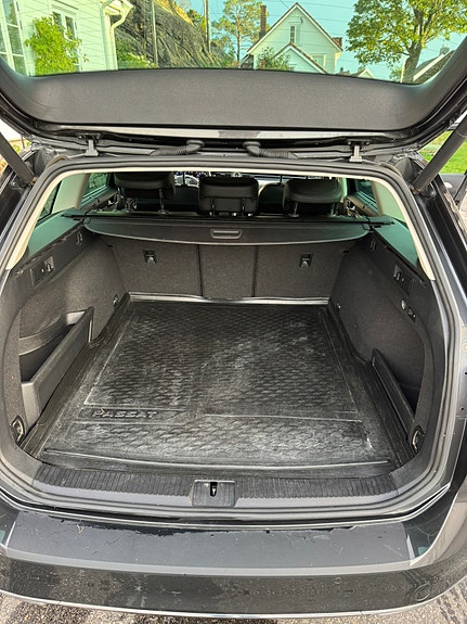 Volkswagen Passat 14 of 14