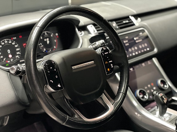 Land Rover Range Rover Sport 15 of 28