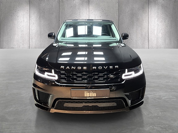 Land Rover Range Rover Sport 4 of 28