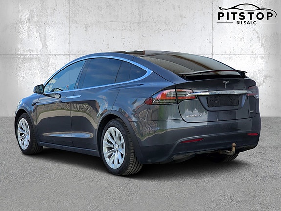 Tesla Model X 4 of 20