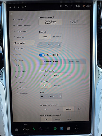 Tesla Model X 19 of 20