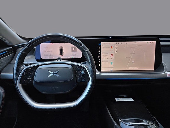 XPeng P7 16 of 26