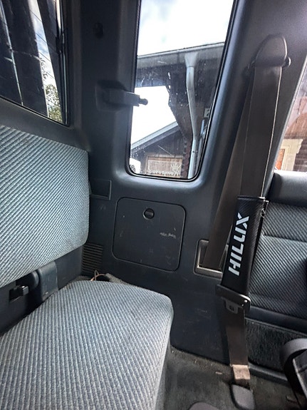 Toyota HiLux 20 of 21