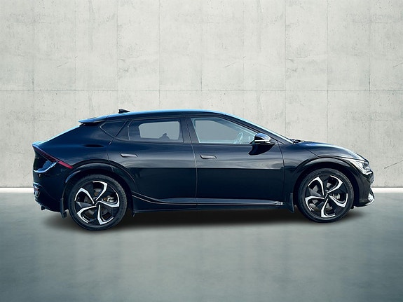 Kia EV6 4 of 30