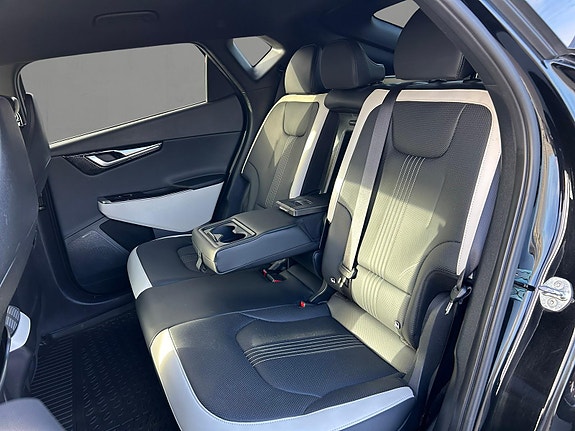Kia EV6 12 of 30