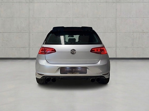 Volkswagen Golf VII 4 of 18