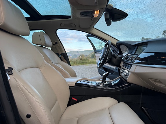 BMW 528i 12 of 21