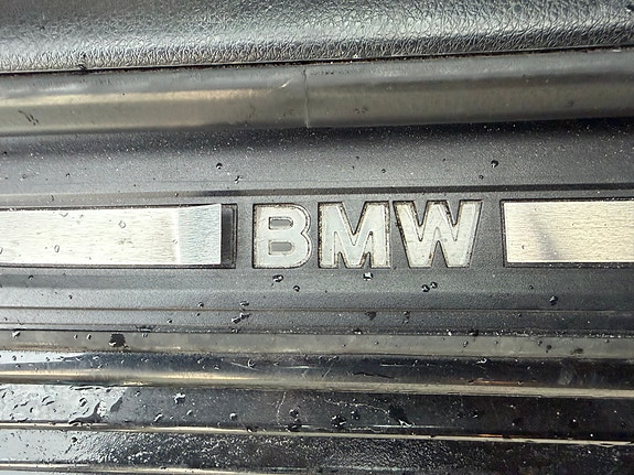 BMW 528i 21 of 21
