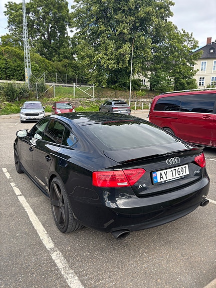 Audi A5 5 of 17